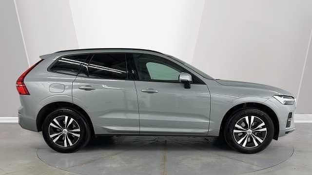 Used Volvo XC60 Core 247 HP (181 kW) 2025 SUV