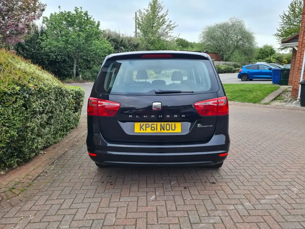 Begagnad Seat Alhambra Ecomotive 2012 Svart Minibuss