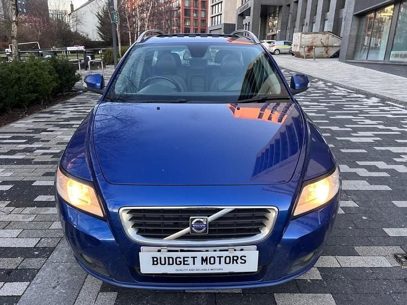 Blue Used 2010 Volvo V50 SE Lux Estate | £1,850 (Fair price) - Image 1/4