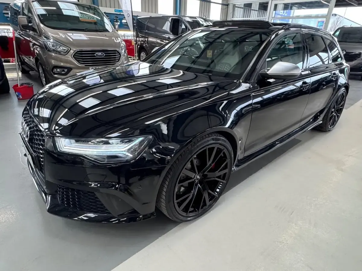 Usado Audi RS6 Performance 2017 Preto Carrinha