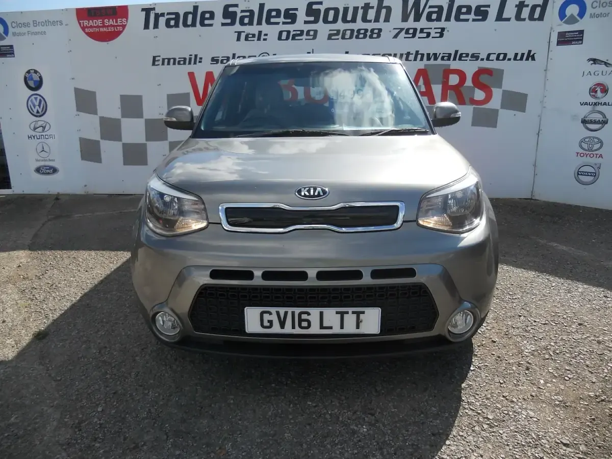 Used Kia Soul Plus 134 HP (98 kW) 2016 Silver SUV
