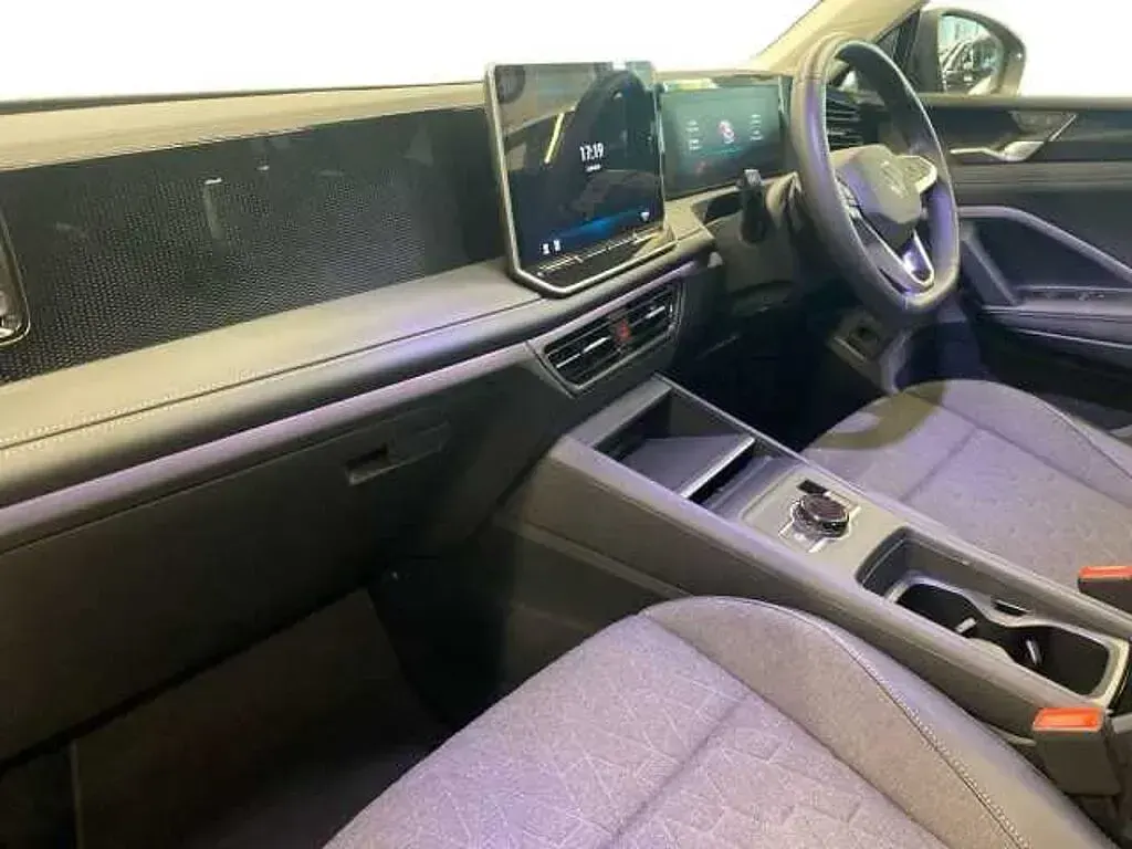Used VW Tiguan Match 150 HP (110 kW) 2025 Grey SUV