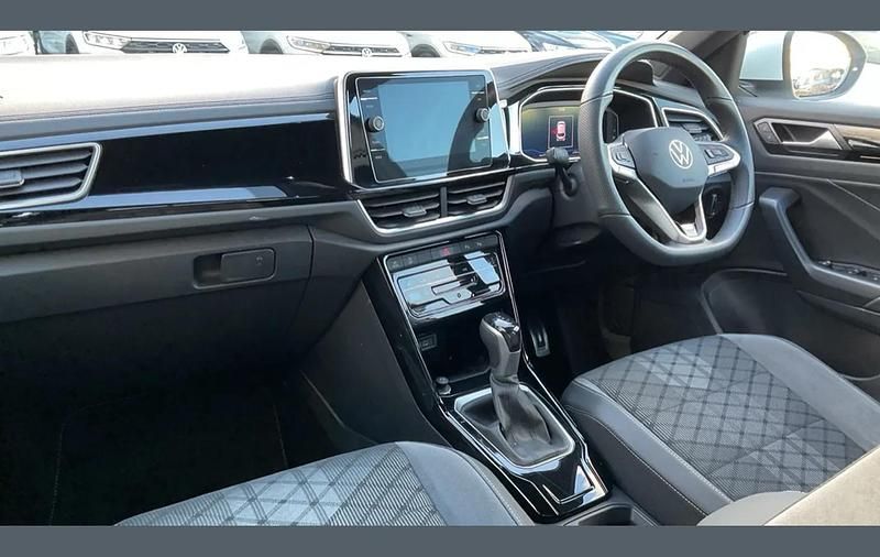 Used VW T-Roc R-line 150 HP (110 kW) 2025 White SUV