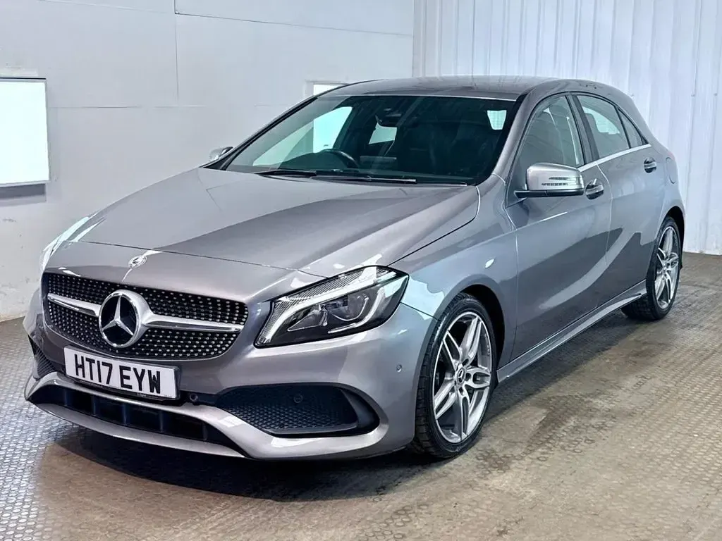 Used Mercedes A180 AMG Line Premium 109 HP (80 kW) 2017 Grey Hatchback