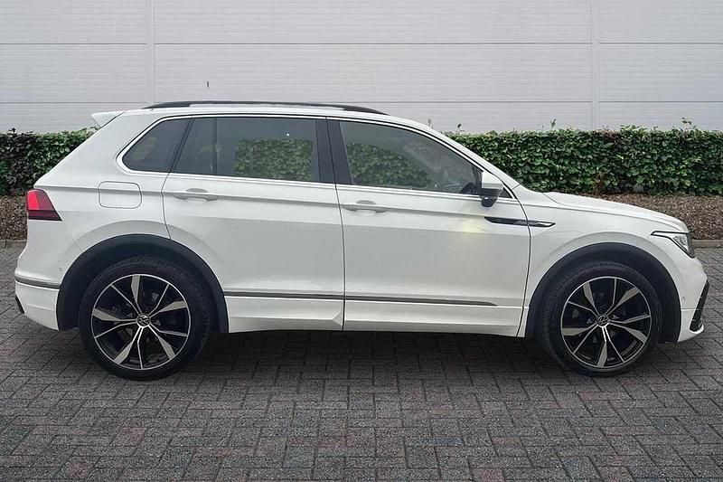 Used VW Tiguan R-line 150 HP (110 kW) 2023 White SUV