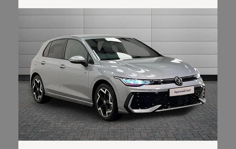 Used VW Golf VIII R-line 150 HP (110 kW) 2026 Silver Hatchback