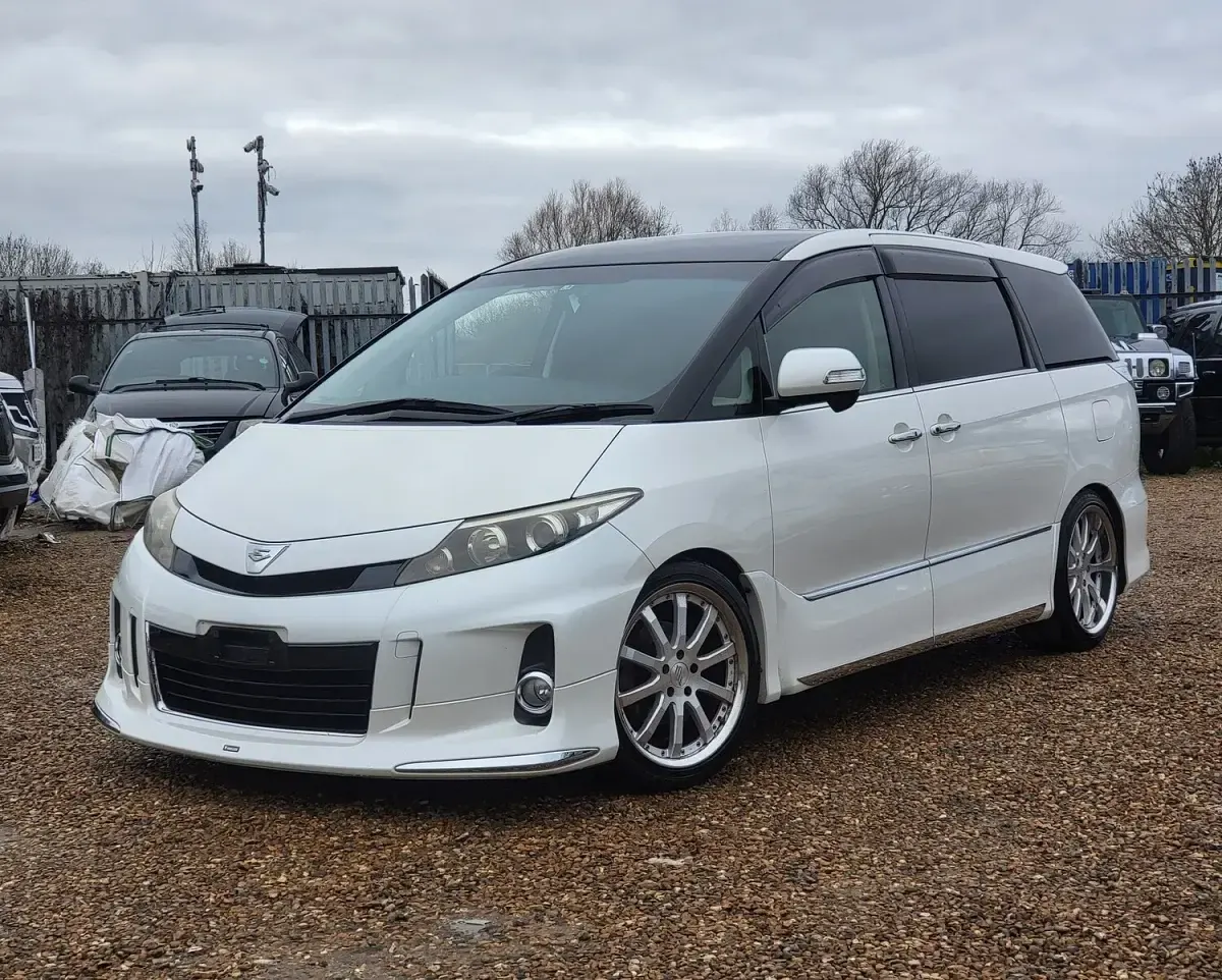 Used Toyota Estima 2025 White MPV