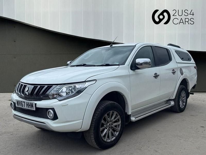 Used Mitsubishi L200 178 HP (130 kW) 2017 White Pickup