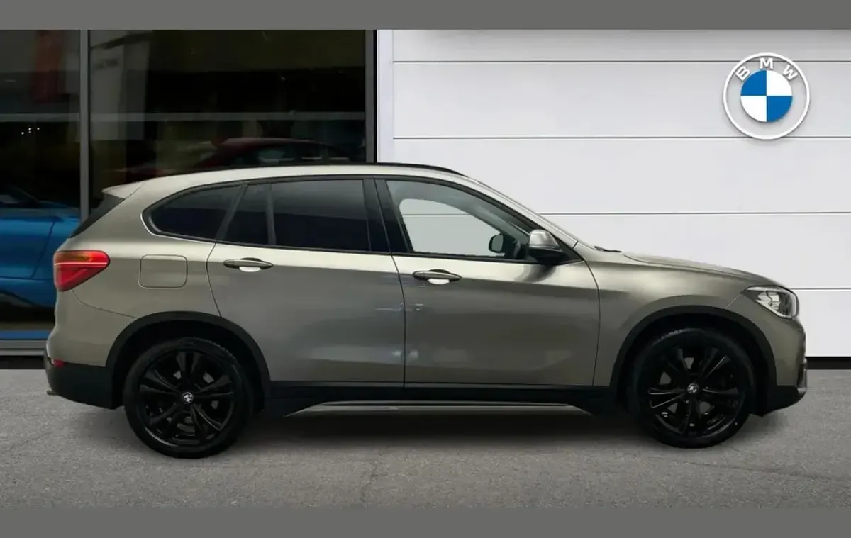 Used BMW X1 Sport Line 187 HP (137 kW) 2018 Silver SUV