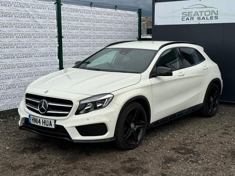 Used Mercedes GLA220 AMG line 2014 White SUV