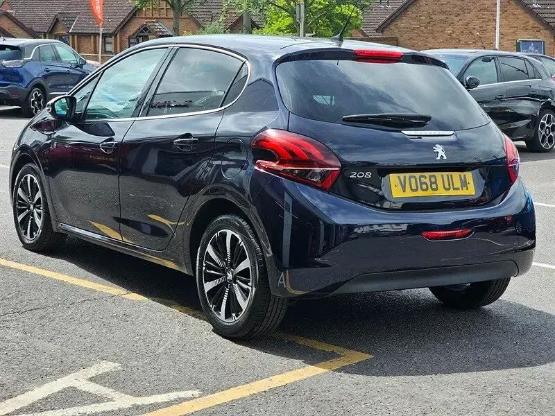 Used Peugeot 208 S 82 HP (60 kW) 2018 Blue Hatchback
