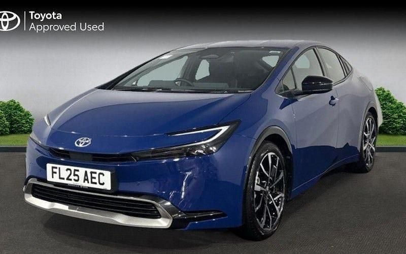 Used Toyota Prius 223 HP (164 kW) 2025 Blue Hatchback