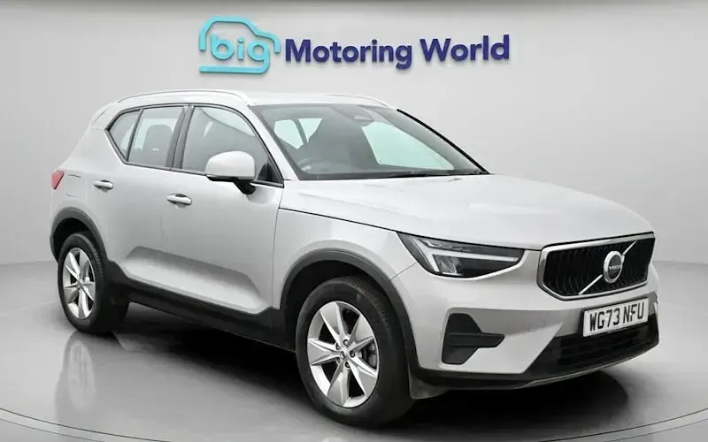 Usado Volvo XC40 Core 163 HP (119 kW) 2026 SUV