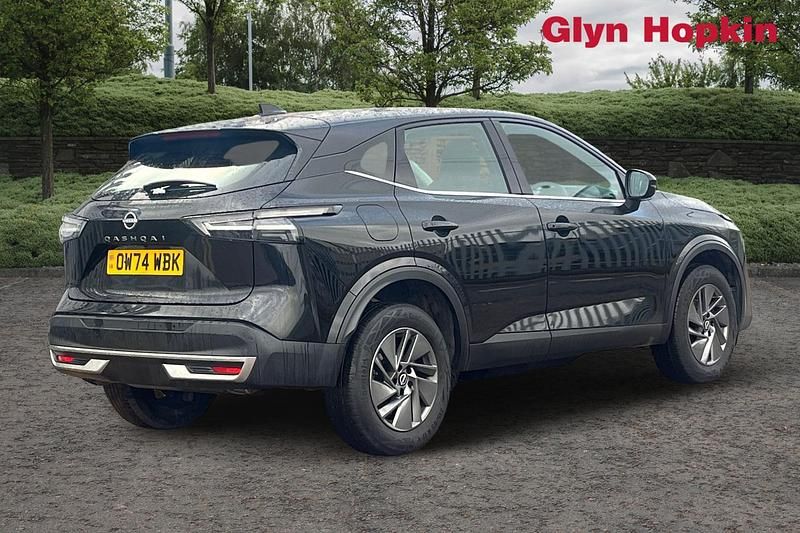 Used Nissan Qashqai Acenta Premium 2025 Black SUV