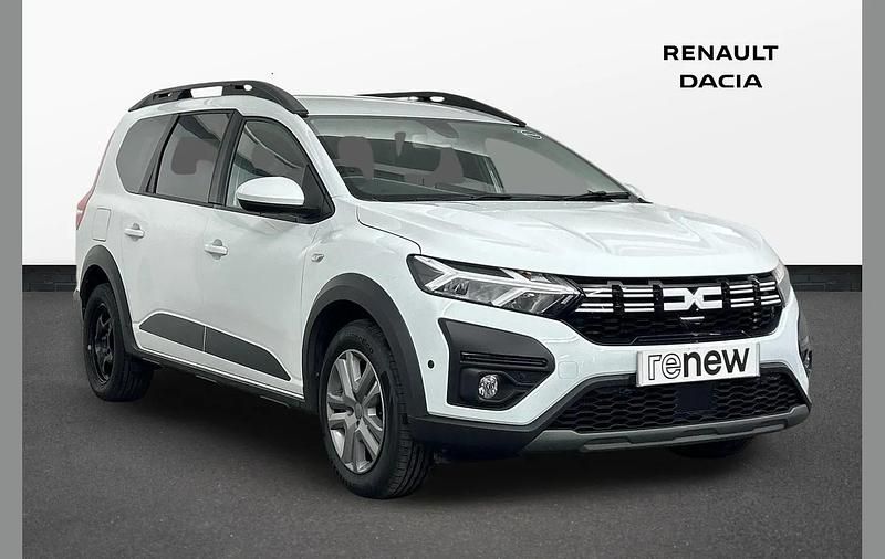 Used Dacia Jogger Expression 110 HP (80 kW) 2023 White MPV