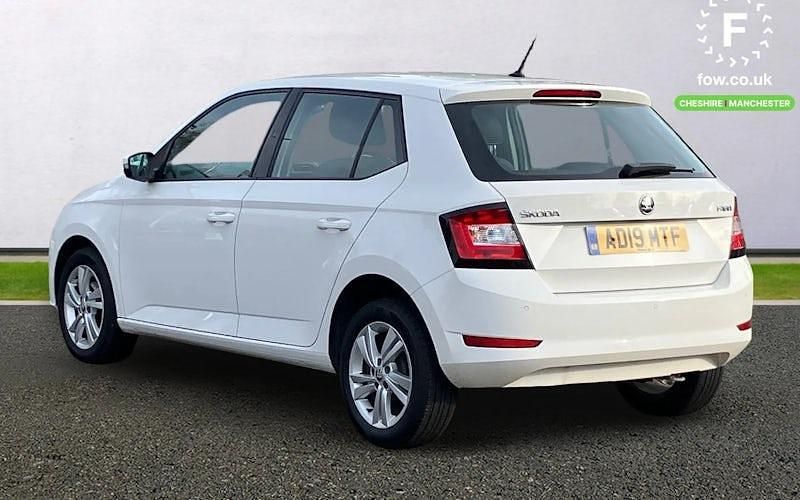 Used Skoda Fabia SE 75 HP (55 kW) 2019 White Hatchback
