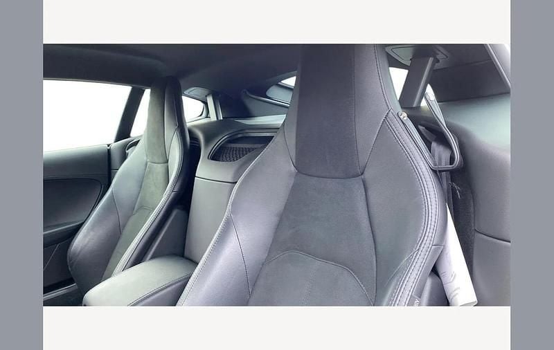 Used Jaguar F-Type R-Dynamic 300 HP (220 kW) 2019 Portofino blue Coupe