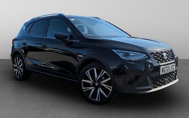 Black Used 2022 Seat Arona FR SUV | £12,990 (Fair price) - Image 1/4