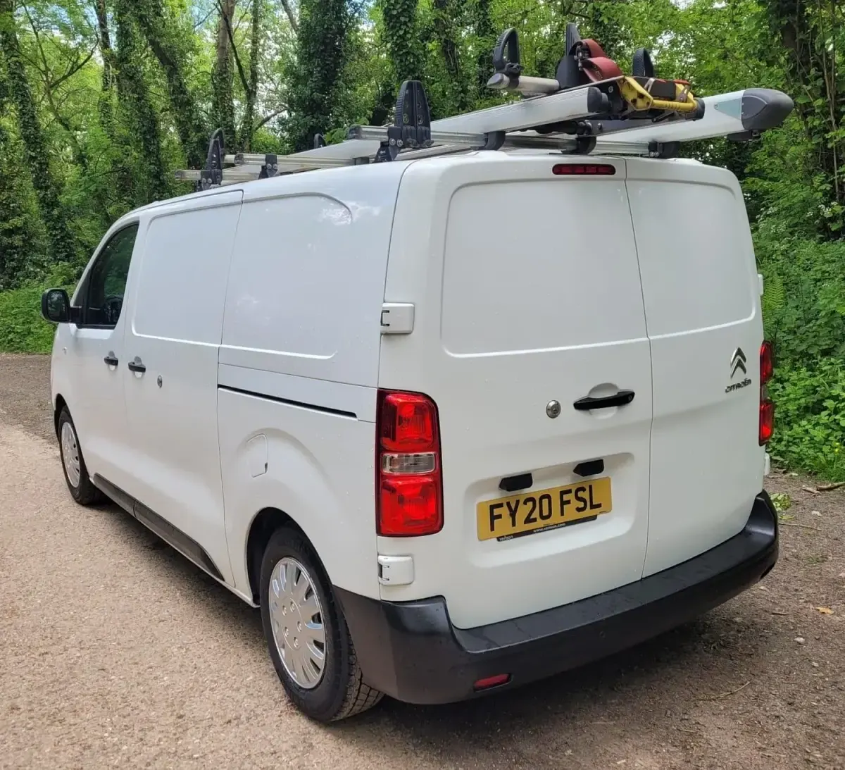 Używany Citroën Dispatch 2020 Biały Minivan