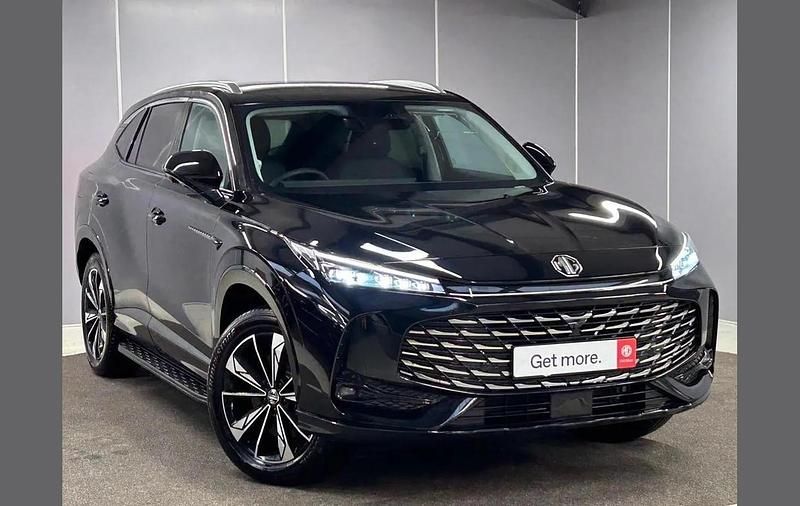 Black New 2025 MG HS Trophy SUV | £28,945 (A bit pricey) - Image 1/4