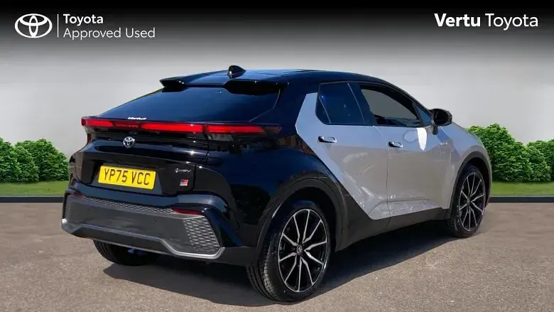 Used Toyota C-HR Sport 198 HP (145 kW) 2025 Silver SUV