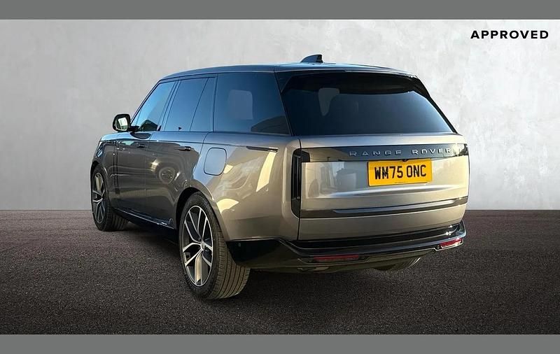 Used Land Rover Range Rover SE 453 HP (333 kW) 2025 Grey SUV