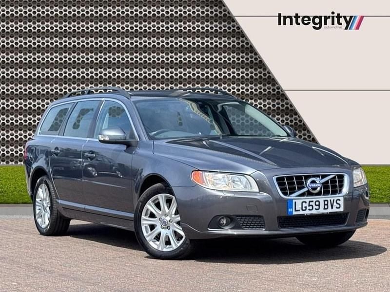 Grey Used 2009 Volvo V70 SE Estate | £10,000 - Image 1/4