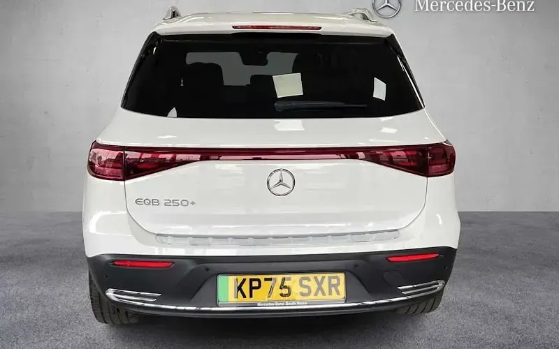 Used Mercedes EQB250+ Executive 139 kW (190 HP) 2025 SUV