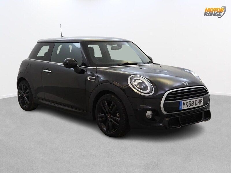 Black Used 2019 Mini Cooper Comfort Hatchback | £12,895 (Fair price) - Image 1/4