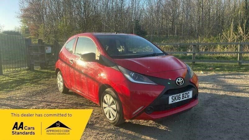 Red Used 2016 Toyota Aygo Hatchback | £3,850 (Good price) - Image 1/4
