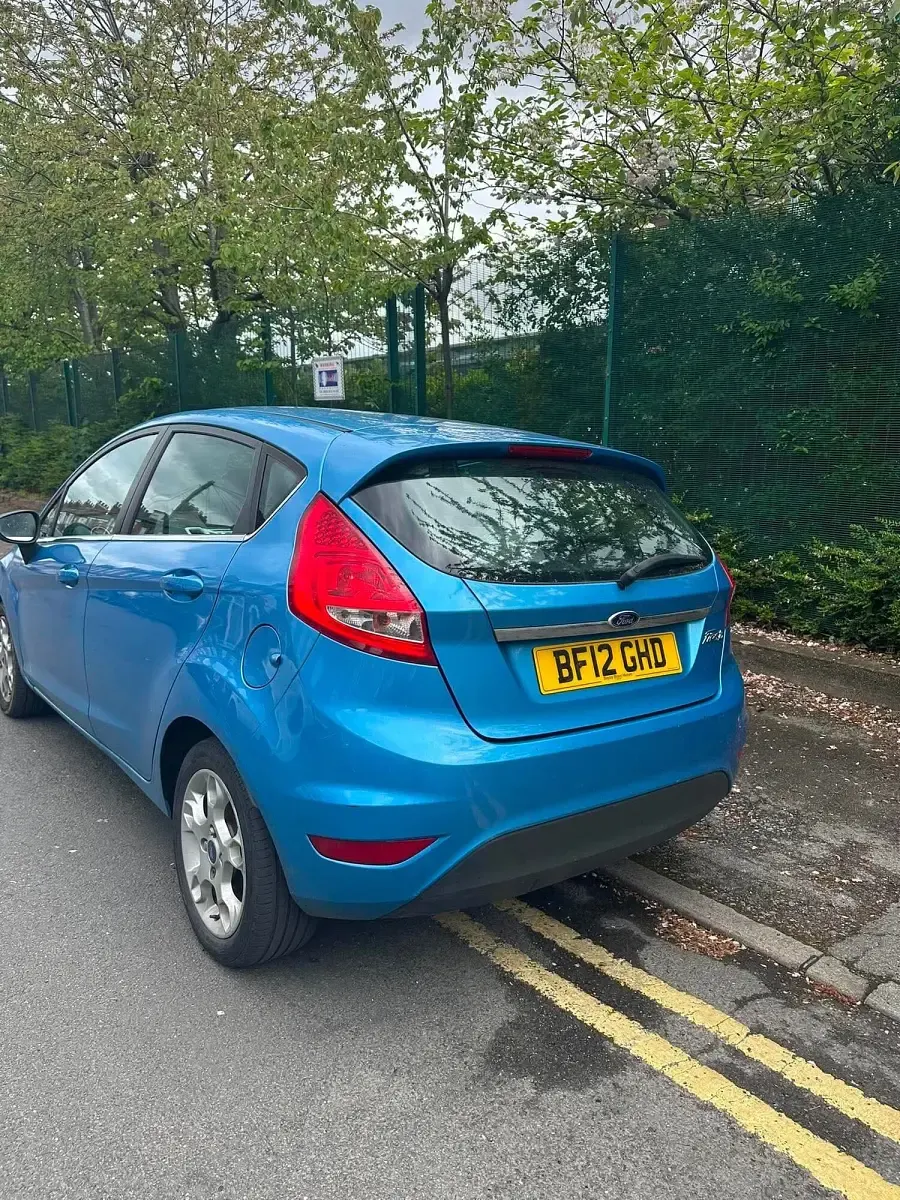 Used Ford Fiesta Zetec 2012 Blue Hatchback