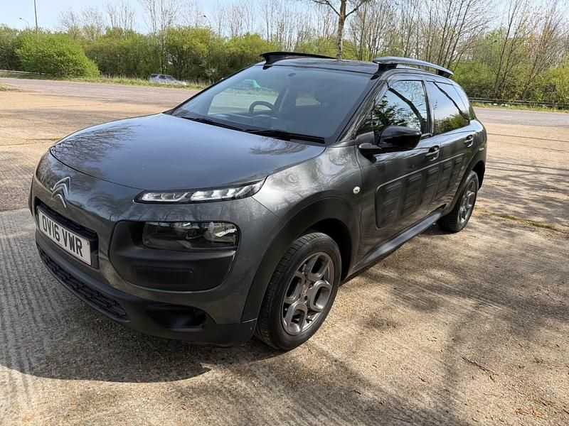 Used Citroën C4 Cactus Feel 82 HP (60 kW) 2016 Grey Hatchback