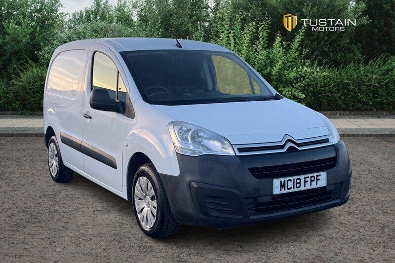 White Used 2018 Citroën Berlingo MPV | £7,999 (Good price) - Image 1/4