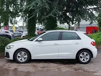 Used Audi A1 Design 116 HP (85 kW) 2019 White SUV