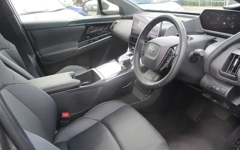 Used Toyota bZ4X 160 kW (218 HP) 2022 Grey SUV
