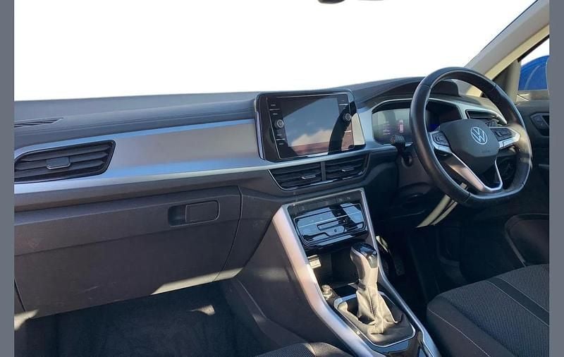 Used VW T-Roc Life 150 HP (110 kW) 2023 Blue SUV