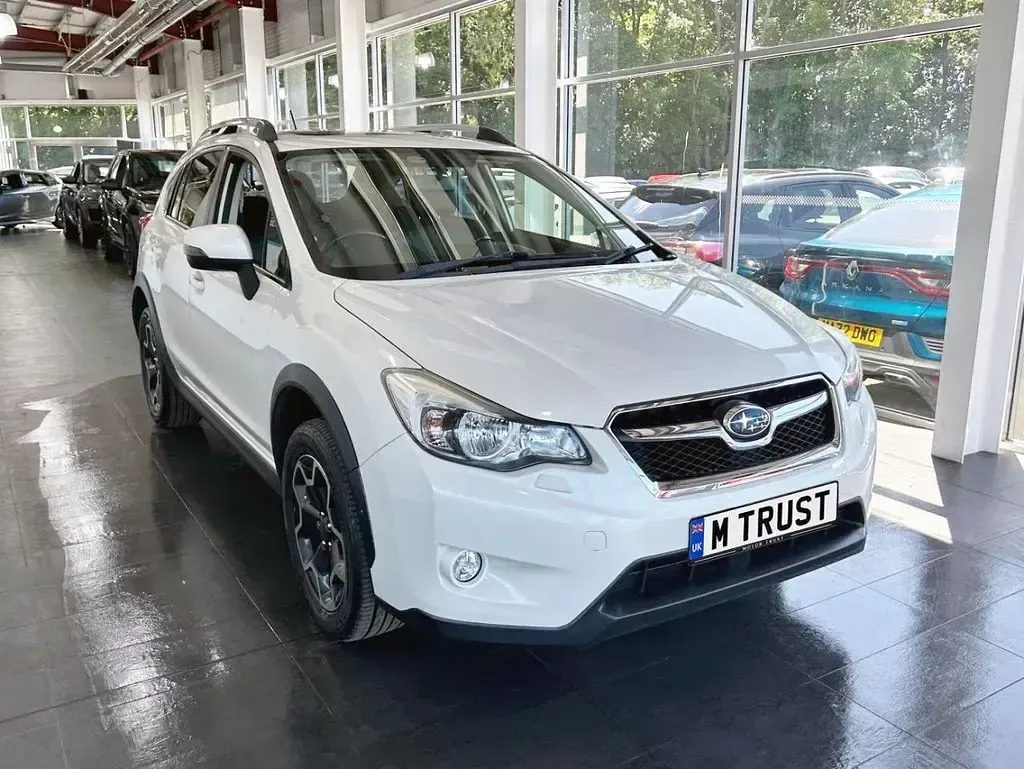 Used Subaru XV Premium 150 HP (110 kW) 2013 White SUV