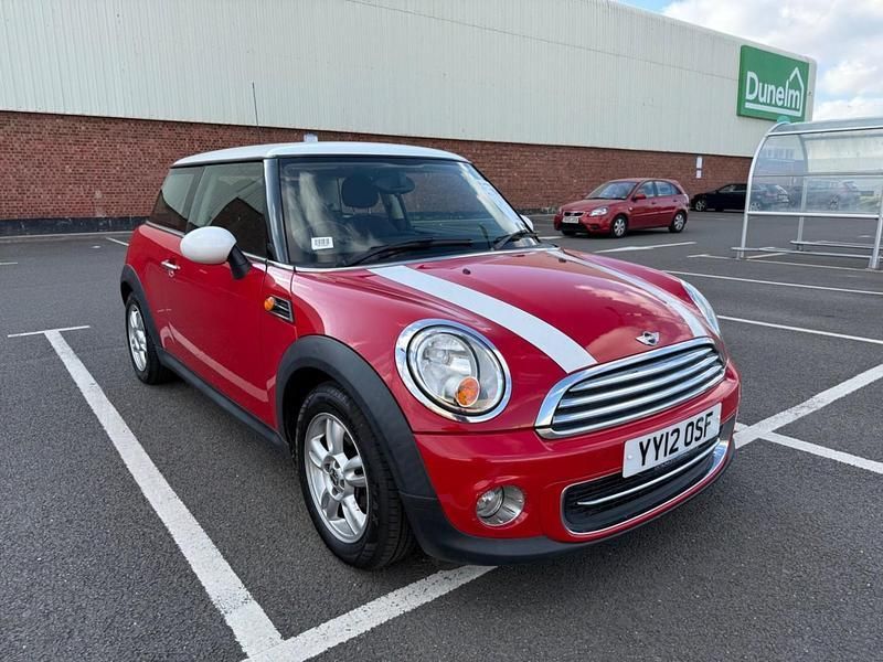 Red Used 2012 Mini Cooper Hatch Hatchback | £2,500 (Super price) - Image 1/4