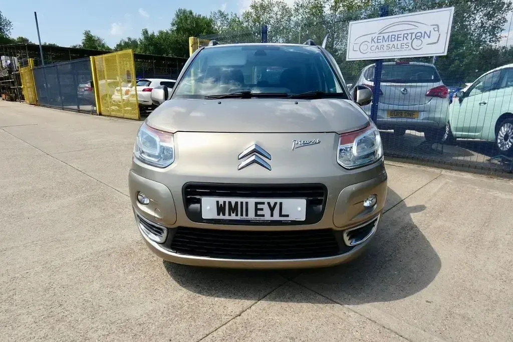 Used Citroën C3 Picasso Exclusive 90 HP (66 kW) 2011 Beige MPV