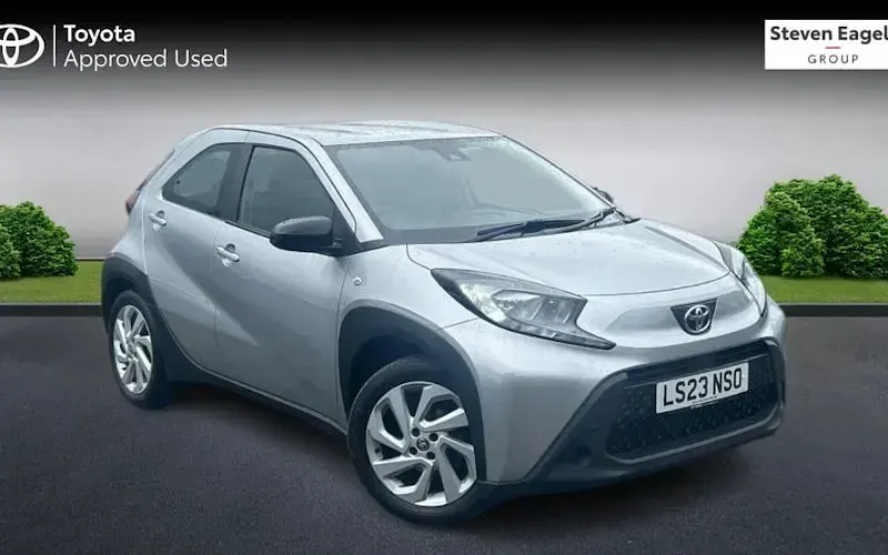 Used Toyota Aygo X PURE 72 HP (52 kW) 2025 SUV