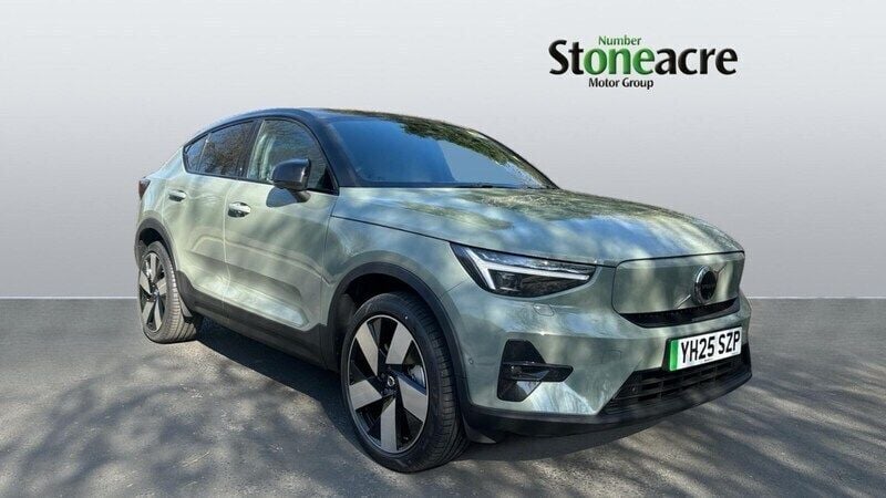Green Used 2025 Volvo EC40 Ultra SUV | £49,995 - Image 1/3