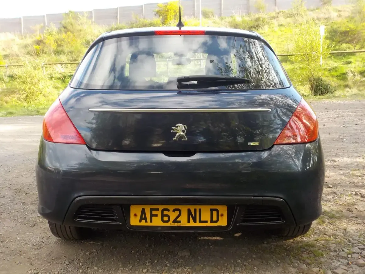 Used Peugeot 308 S 112 HP (82 kW) 2012 Blue Hatchback