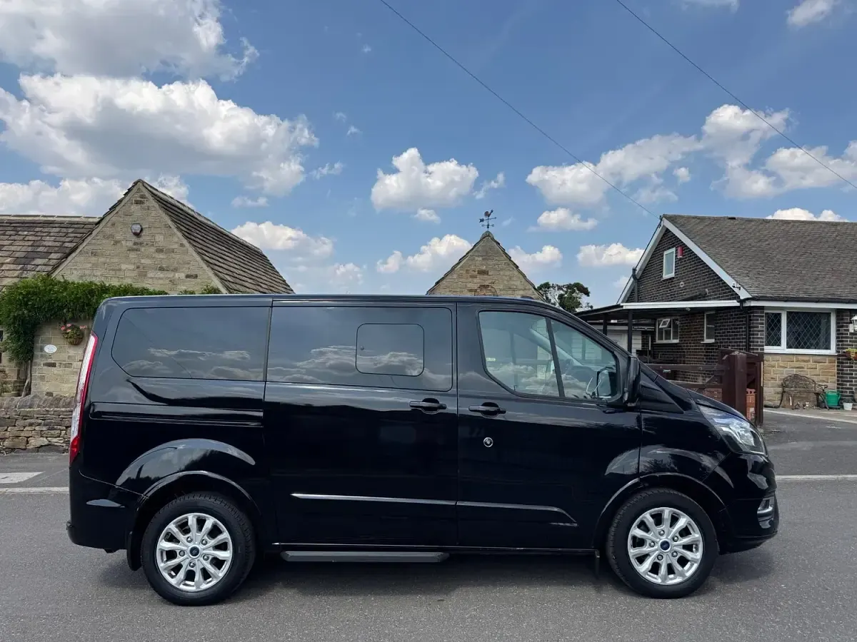 Used Ford Tourneo Titanium 2022 Black MPV