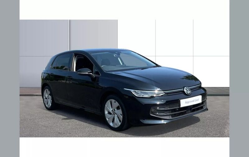 Black Used 2024 VW Golf VIII Match Hatchback | £19,896 (Good price) - Image 1/4