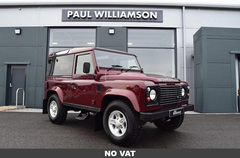 Red Used 2014 Land Rover Defender SUV | £27,995 (Fair price) - Image 1/4