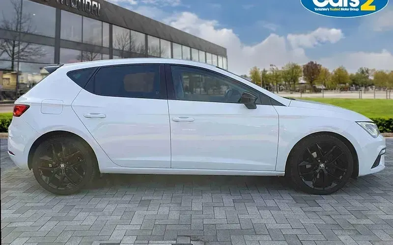 Used Seat Leon FR 125 HP (91 kW) 2018 White Hatchback