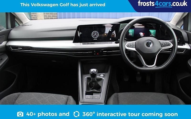 Used VW Golf VIII Life 110 HP (80 kW) 2024 Hatchback