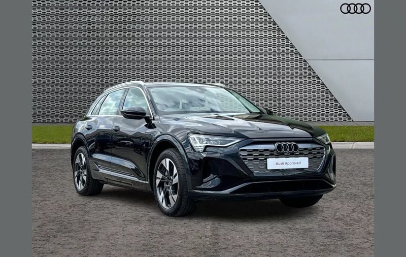 Black Used 2024 Audi Q8 e-tron Sport SUV | £42,895 (Super price) - Image 1/4