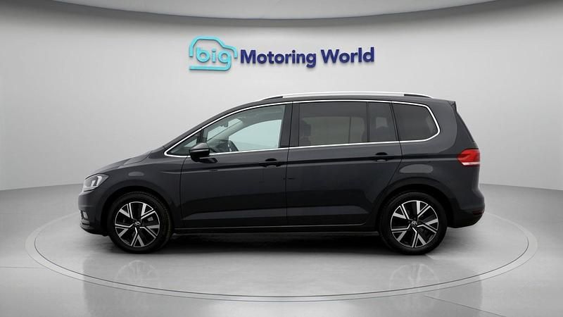 Used VW Touran SEL 2022 Grey MPV