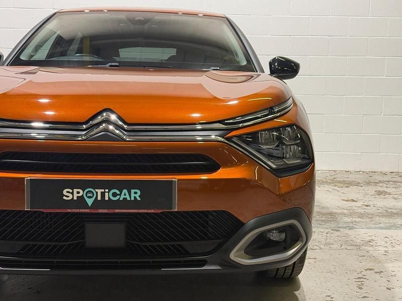 Used Citroën C4 PureTech 127 HP (93 kW) 2021 Orange Hatchback